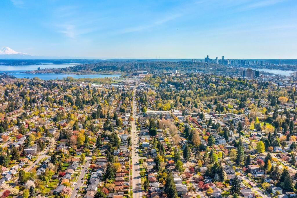 Lilac In Law, Picturesque Lower Unit Seattle Exterior foto